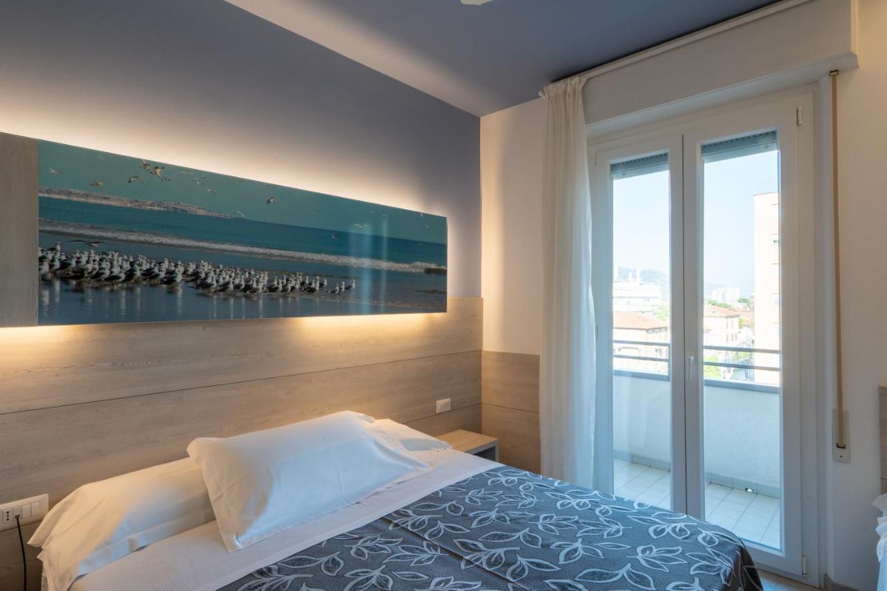 Clipper Hotel Pesaro Ngoại thất bức ảnh