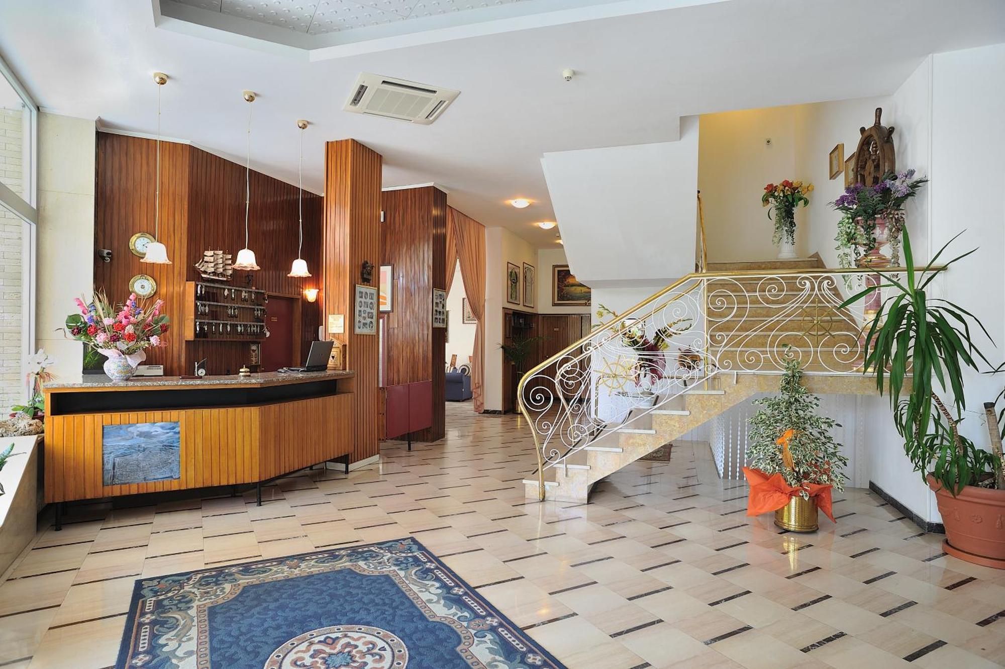 Clipper Hotel Pesaro Ngoại thất bức ảnh