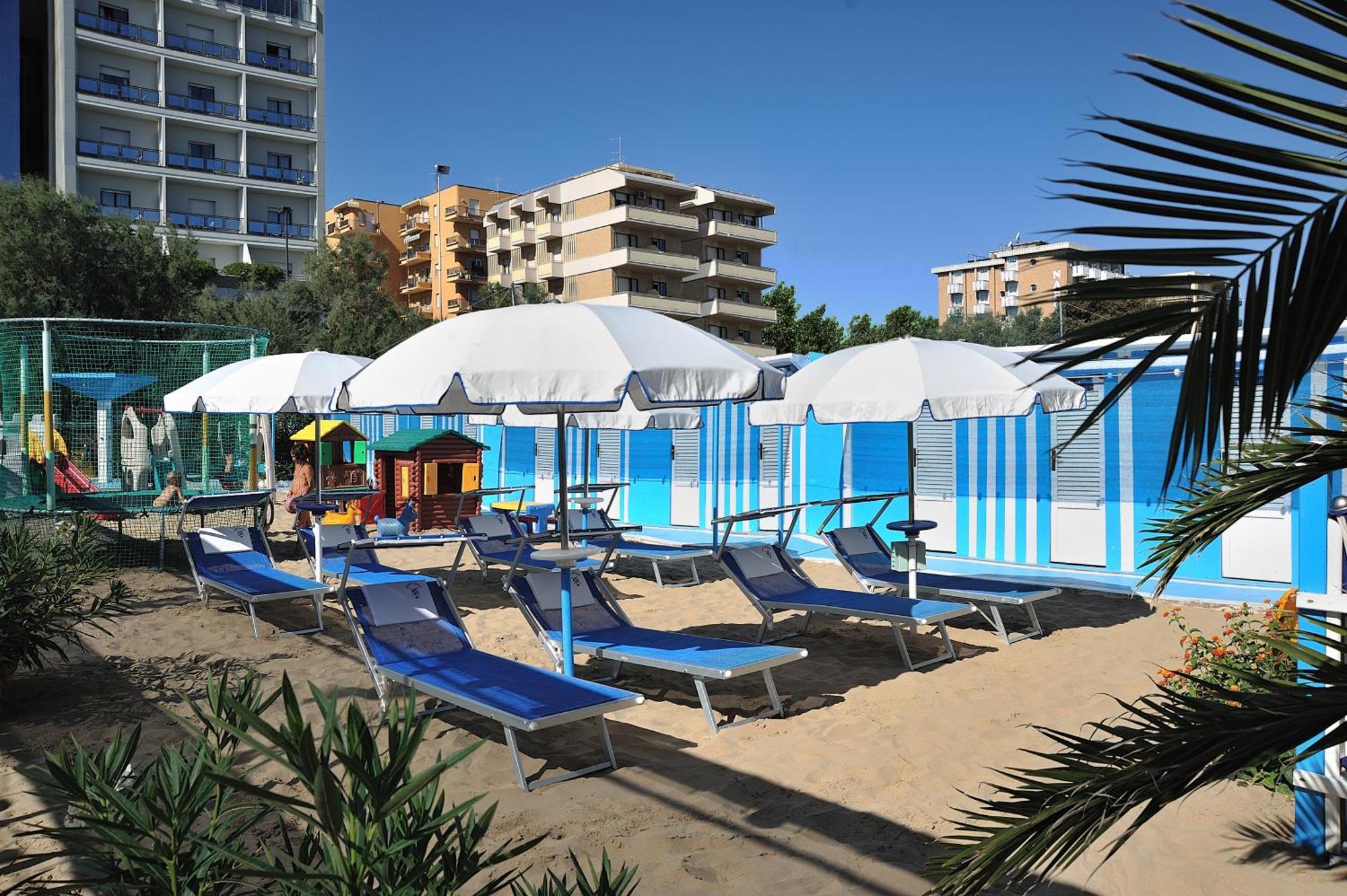 Clipper Hotel Pesaro Ngoại thất bức ảnh